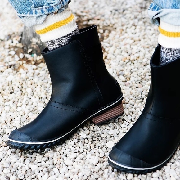 Sorel Slimboot Pull-On Weather Boots - Picture 11 of 11